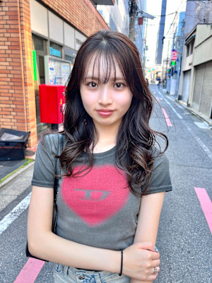 ワンホンヘア/韓国ヘア/透明感ダークグレージュ/レイヤーカッ