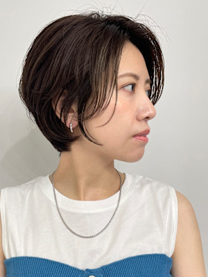 大人すっきりショートボブ