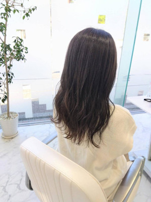 くすみ系ブラウン