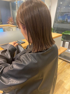 ぱつっと切りっぱなし◯吉永　晶美【acala吉祥寺】