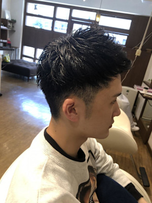 刈り上げショート