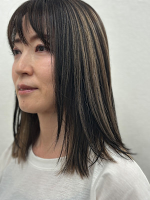 レイヤーロブ/ダブルカラー/グレーベージュ/ブリーチ