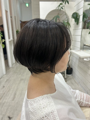 fleur岩政/ふんわりショートボブ/30代40代/薬院