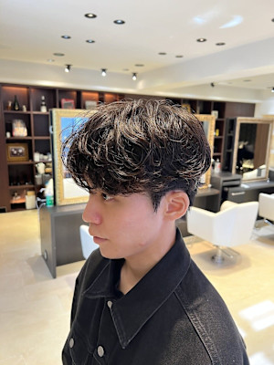 韓国メンズヘア　シャドウパーマ×スパイラルパーマ