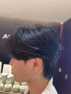 韓国ヘア カルマパーマ センターパート ウルフ 表参道