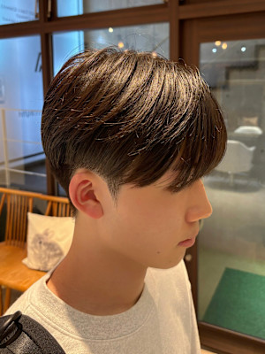 ナチュラルマッシュ シースルー 韓国ヘア 表参道 原宿