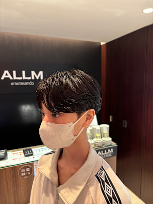 韓国風カルマパーマ 韓国スタイル メンズ 原宿 表参道