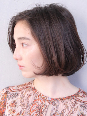 大人フラットボブ