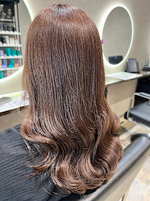 ピンクベージュ