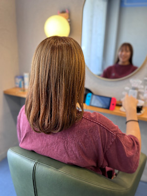 #ブロンドベージュ　#ミディアムヘア　#トナーカラー