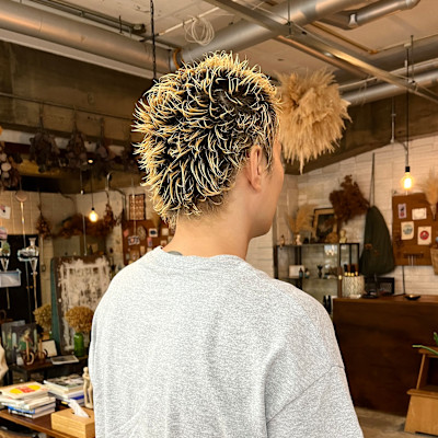 ピンパーマでかけるナチュラルスパイキーショート