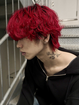 マッシュウルフ×レッドカラー