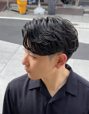 ニュアンスパーマ　ビジネス　緩めパーマ