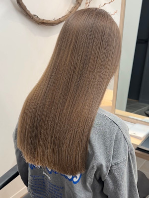 ミルクティーベージュダブルカラーケアブリーチ韓国風レイヤー