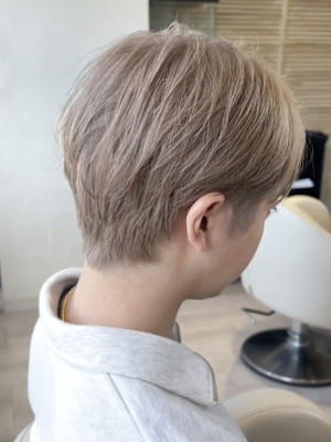 ミルクティーベージュダブルカラーケアブリーチ韓国風レイヤー