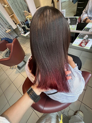 ブリーチ、縮毛有りグラデーションカラー