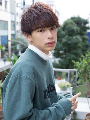 メンズカット　ショートカット　レイヤーカット