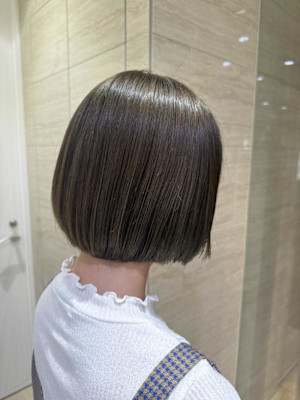 ボブ×カーキグレージュ /コノミ.