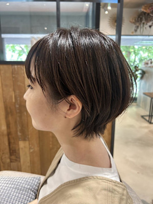 fleur岩政/ショートボブ/30代40代/薬院