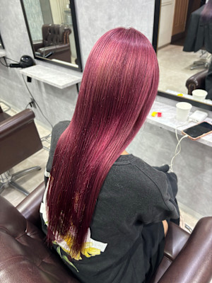 ピンクカラー×ブリーチ