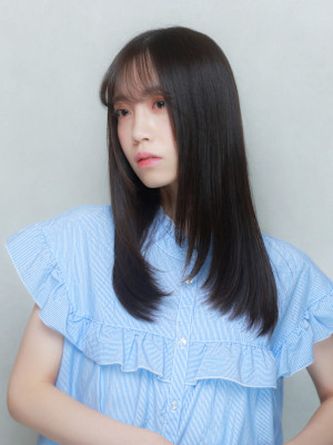 顔周りレイヤー×艶髪ブラウン