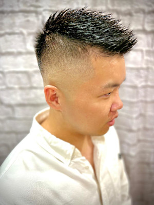 こだわりのソフトモヒカン【フェード】【床屋】