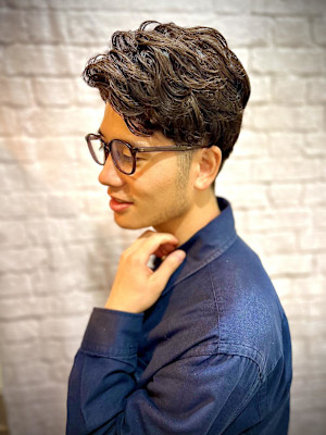 セットの時短！ビジネススマートパーマ【床屋】