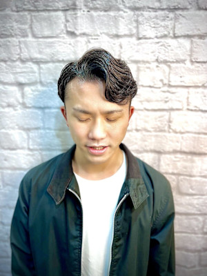 生えグセでお悩みの方へ、おしゃれパーマ【床屋】