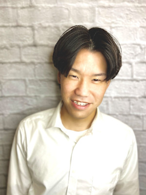 好感触！ナチュラルセンターパート！