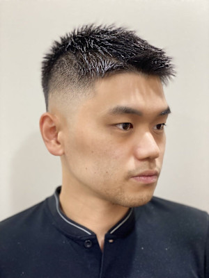 直毛必見スパイキースキンフェードスタイル！【理容室】