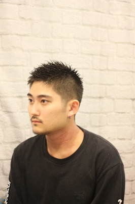 ヒゲにも合う！ビジネスマンにも！ソフトモヒカン【床屋】