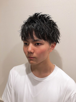 束感マッシュ　ツーブロック