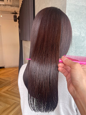 ROMA銀座★ クセうねりに悩んでいる方ふオススメストレート