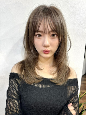 レイヤーカット/ウルフレイヤーロング/オリーブベージュ