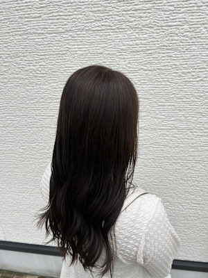 ダークブラウン