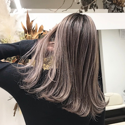 グレーベージュ［五条駅/京都駅/七条駅/四条駅/烏丸駅］