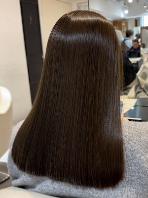 ミディアム/切りっぱなし/艶カラー/水素ケア【藤原】