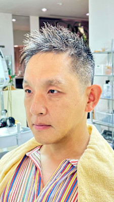 清潔感のあるショートスタイル