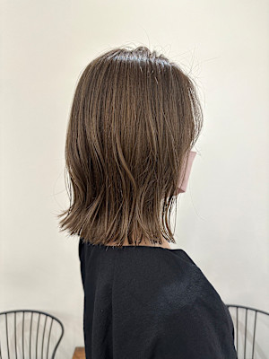 池袋 イルミナカラー シークレットハイライト 切りっぱなし♪