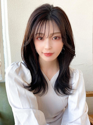 前髪/ネビージュ/ボブルフ/レイヤーカット/黒髪/結べるボブ