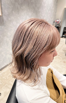 ミルクティーベージュ