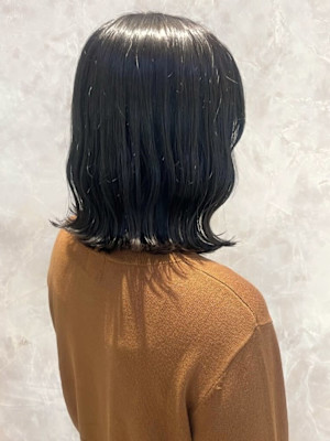 地毛風カラー　暗髪　オリーブベージュ　ミディアムボブ