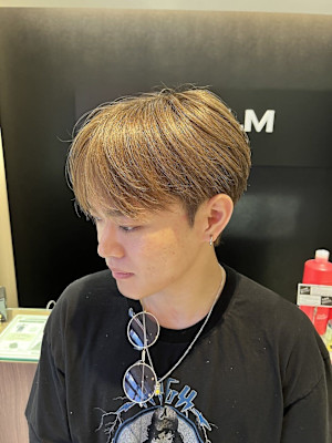 メンズ韓国ヘア アッシュベージュ シースルーマッシュ