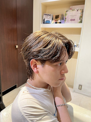 メンズ韓国ヘア アッシュグレー ブリーチカラー