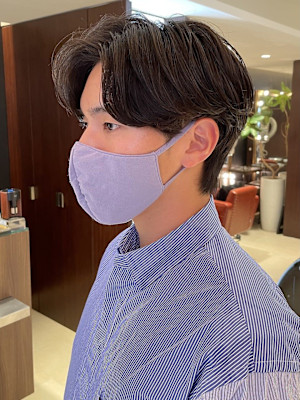 韓国ヘア前下がりカルマパーマ