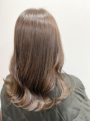 個室型美容室GULGUL 表参道店×ロング