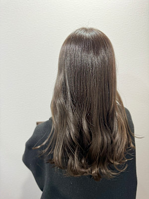 個室型美容室GULGUL 表参道店×ロング