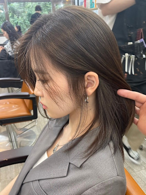 髪質改善トリートメントグレーベージュ韓国横顔美人顔周り