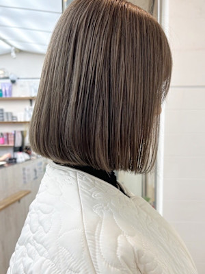 イメチェンハッシュカットシンプルストレート似合わせカット