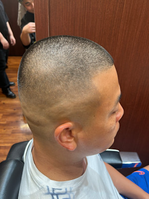 MEN’Sバズカットハイスキンフェード